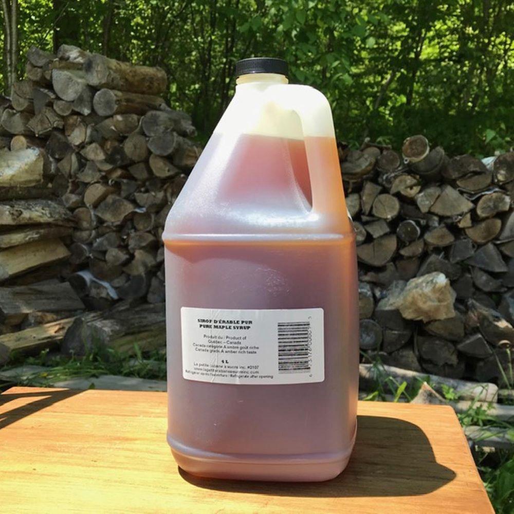 Amber Rich Taste Maple Syrup